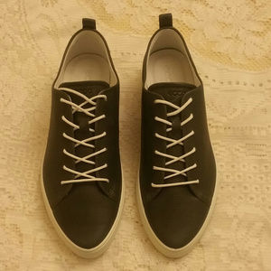 ecco gillian tie sneaker